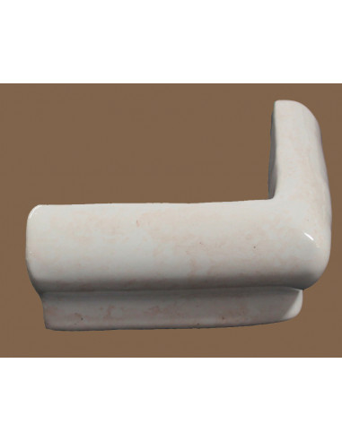Listel d'angle droit convexe modèle corniche en faience émaillée couleur unie blanc cassé-beige