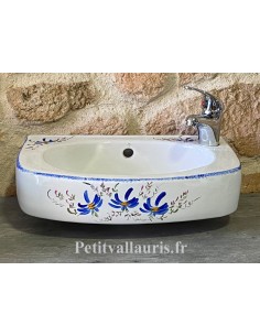 Petit lave-main en porcelaine blanche modèle Ulysse décor artisanal Fleurs bleues