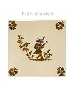 Carreau en faience blanche ou ivoire 15x15 cm pose horizontale reproduction moustiers polychrome motif Musicien avec fleurs