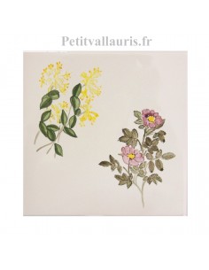 Carreau en faience blanche décor artisanal fleurs Eglantine & Chevrefeuille