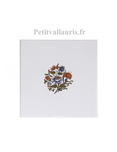 Carreau en faience blanche 15x15 cm pose horizontale reproduction moustiers polychrome motif gros bouquet central
