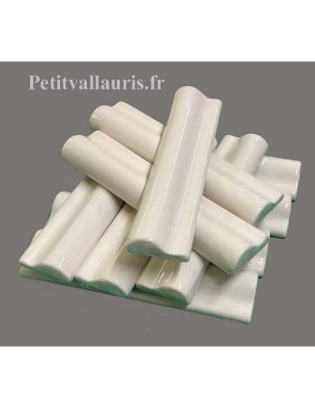 Listel-bordure modèle corniche en faience émaillée couleur unie blanche