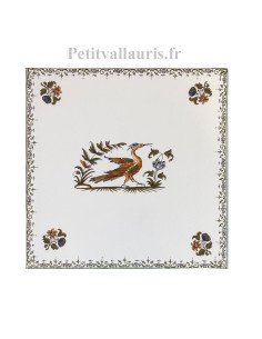 Carreau 20 x20 en faience blanche décor fleurs médium et motif central oiseau (2216) décor polychrome