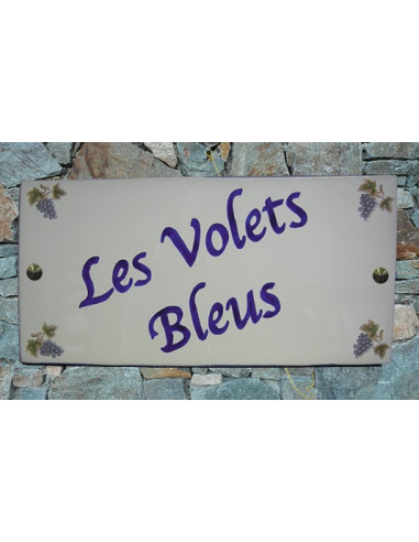 Plaque pour maison en céramique décor Grappe de raisin bleu