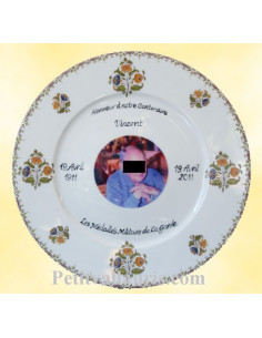 Assiette d'anniversaire avec photo en porcelaine décor vieux moustiers