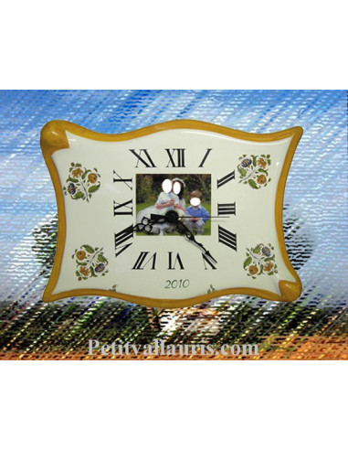 Horloge avec photo décor Fleurs Moustiers en céramique