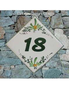 Numéro de Maison pose diagonale décor fleurs vertes chiffre vert