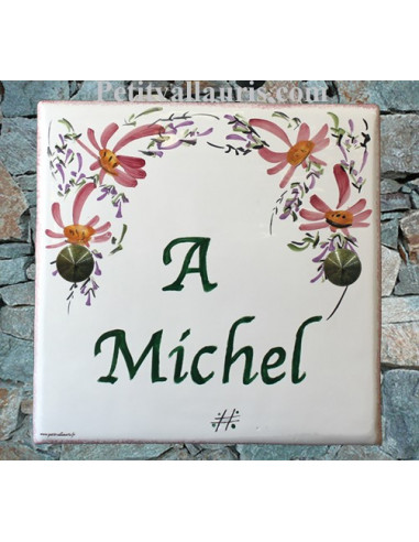 Plaque funéraire en céramique décor fleurs rose texte vert