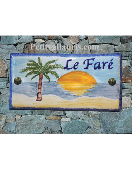 Plaque de maison faience émaillée décor plage cocotier inscription personnalisée bleue