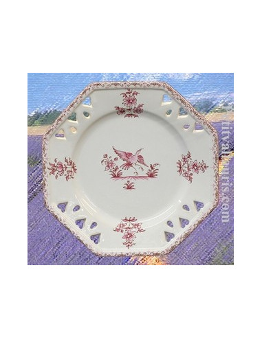Assiette octogonale ajourée décor Tradition Vieux Moustiers rose D21