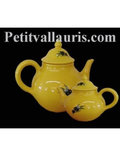 Théière couleur jaune provençale décor Olives noires