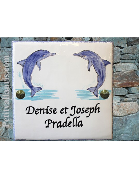 Grande plaque de maison en céramique modèle carrée avec motif artisanal Dauphin + personnalisation