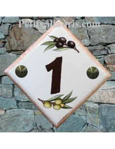 Numéro de maison décor brins d'olives vertes et noires pose diagonale bord ocre