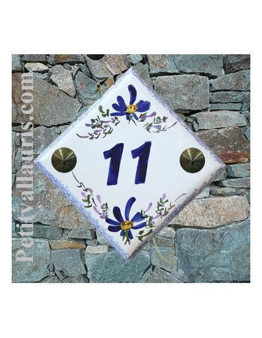 Numéro de rue ou de maison décor fleurs bleues pose diagonale