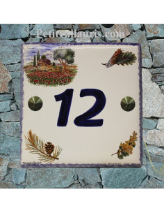 Numéro de Maison pose horizontale décor cabanon et olivier chiffre bleu