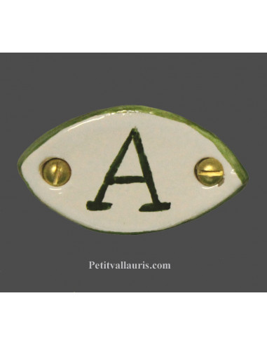Médaillon céramique ovale bord et inscription verte