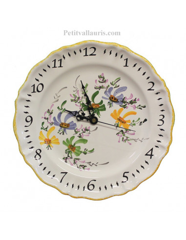 Horloge -Pendule en faïence modèle louis xv décor fleurs bleues,vertes et oranges chiffres arabes
