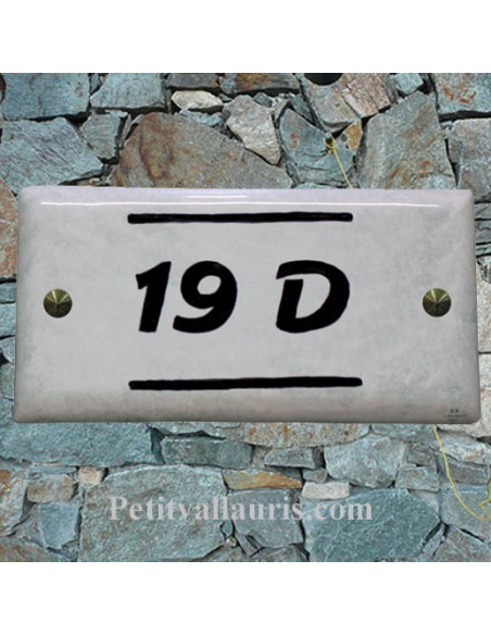 Plaque numéro de maison faience émaillée couleur fond gris clair inscription personnalisée noire