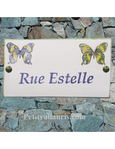 Plaque de villa rectangle décor papillons avec personnalisation du texte en parme