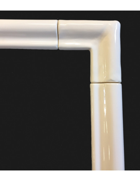 Listel d'angle modèle corniche en faience émaillée couleur unie blanc