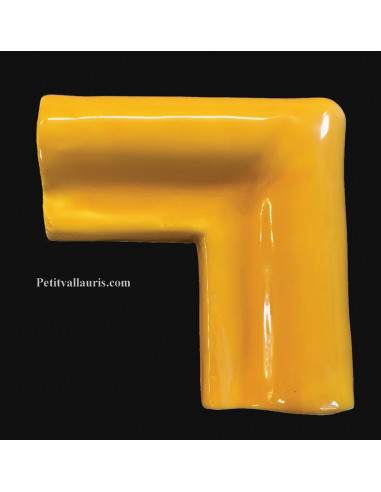 Listel d'angle modèle corniche en faience émaillée couleur unie jaune provençal