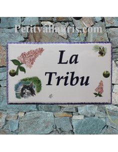 Plaque pour maison en faïence motif artisanal lilas avec inscription personnalisée