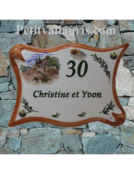 Plaque de maison en céramique modèle parchemin décor cabanon + olives et cigale en relief