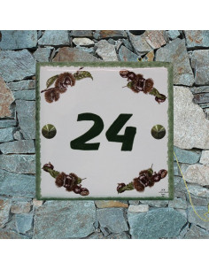 Plaque numéro de maison en faience émaillée motifs chataignes + chiffre personnalisé vert