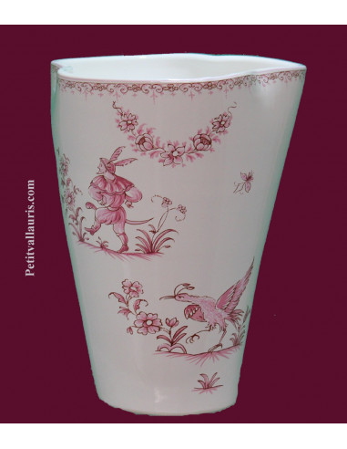 Vase modèle Glaïeul en faïence décor reproduction Moustiers rose H20 cm
