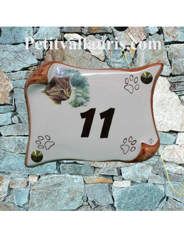 Plaque de maison en faience modèle parchemin motif chat roux + inscription personnalisée