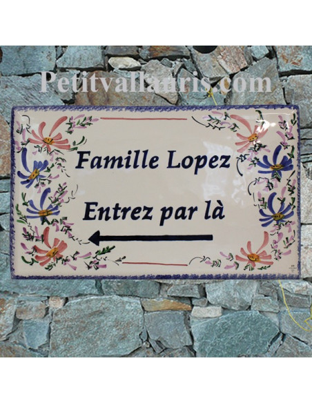 Plaque de villa rectangle en céramique émaillée décor artisanal fleurs bleues et roses + inscription personnalisée
