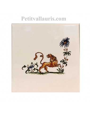 Carreau en faience blanche 15x15 cm pose horizontale reproduction moustiers polychrome motif le lion de mythologie