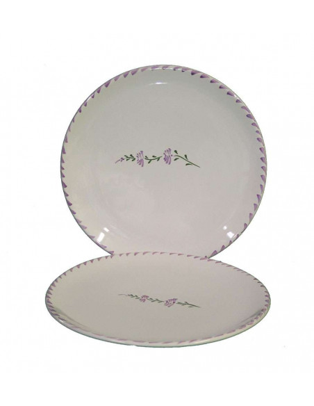 Assiette ronde en faience de couleur blanche décor artisanal fleur de lavandes et touche de couleur sur le bord