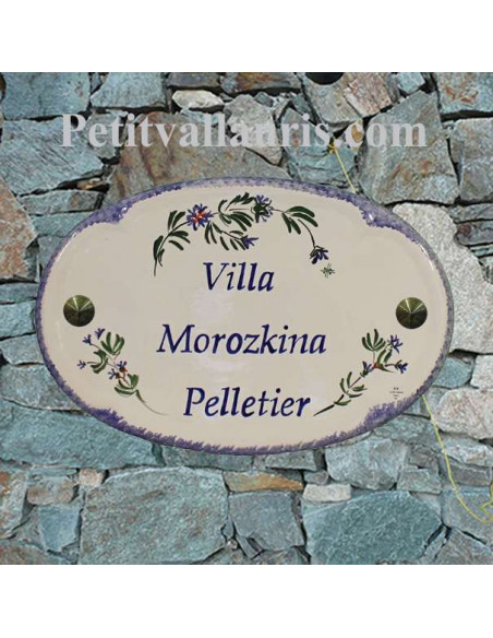 Plaque en céramique émaillée pour maison de forme ovale décor artisanal les Bleuets + personnalisation