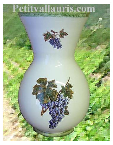 Vase en faïence blanche modèle Nadine taille n° 1 décor grappe de raisin
