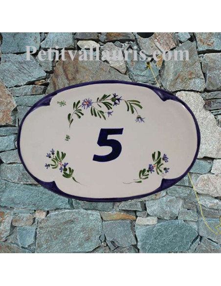 Plaque en céramique émaillée pour maison de forme ovale décor artisanal les Bleuets + personnalisation