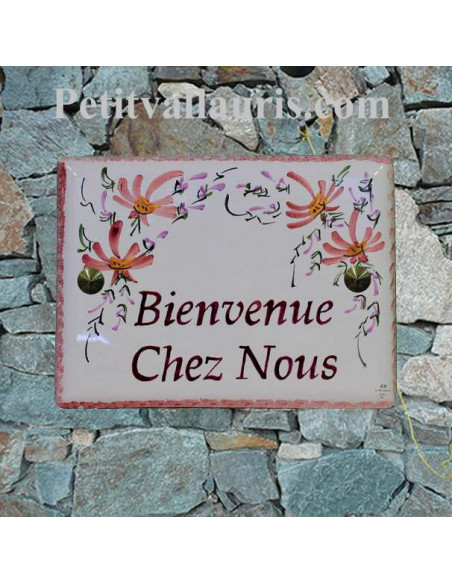 plaque entrée de maison céramique décor artisanal fleurs roses + inscription personnalisée