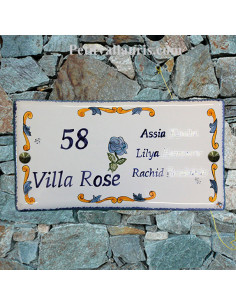 Grande plaque de maison rectangulaire 20x40 en céramique émaillée motif artisanal arabesque jaunes et bleues + rose bleue
