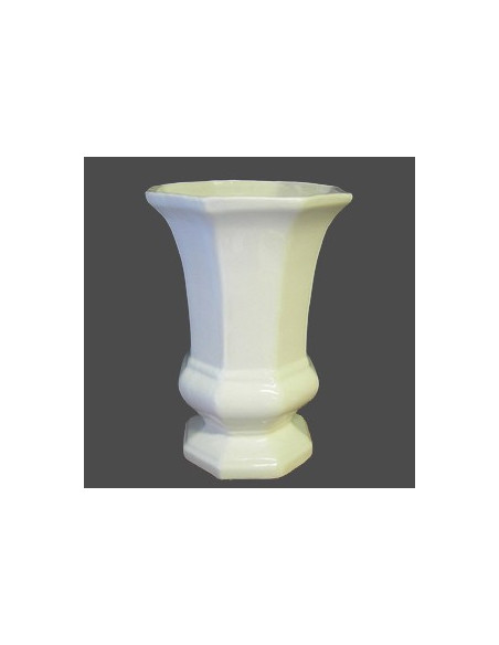 Vases faience blanche