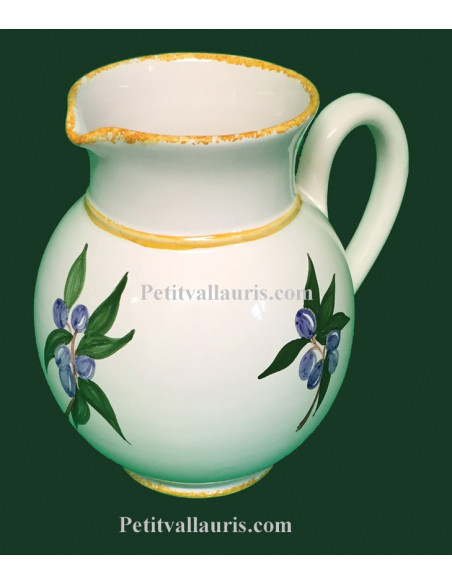 Pichets à eau en céramique